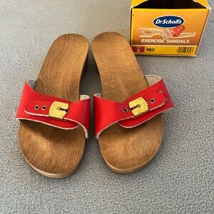 Dr. Scholl's Women’s size 8 Red Exercise Sandals